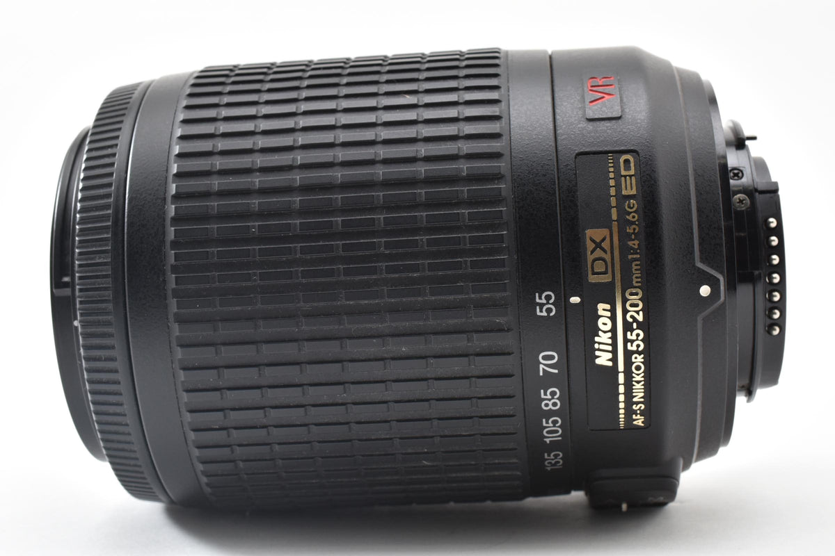 Nikon ニコン AF-S DX NIKKOR 55-200mm F4-5.6G ED VR APS-C  ズームレンズ フード付 260921j