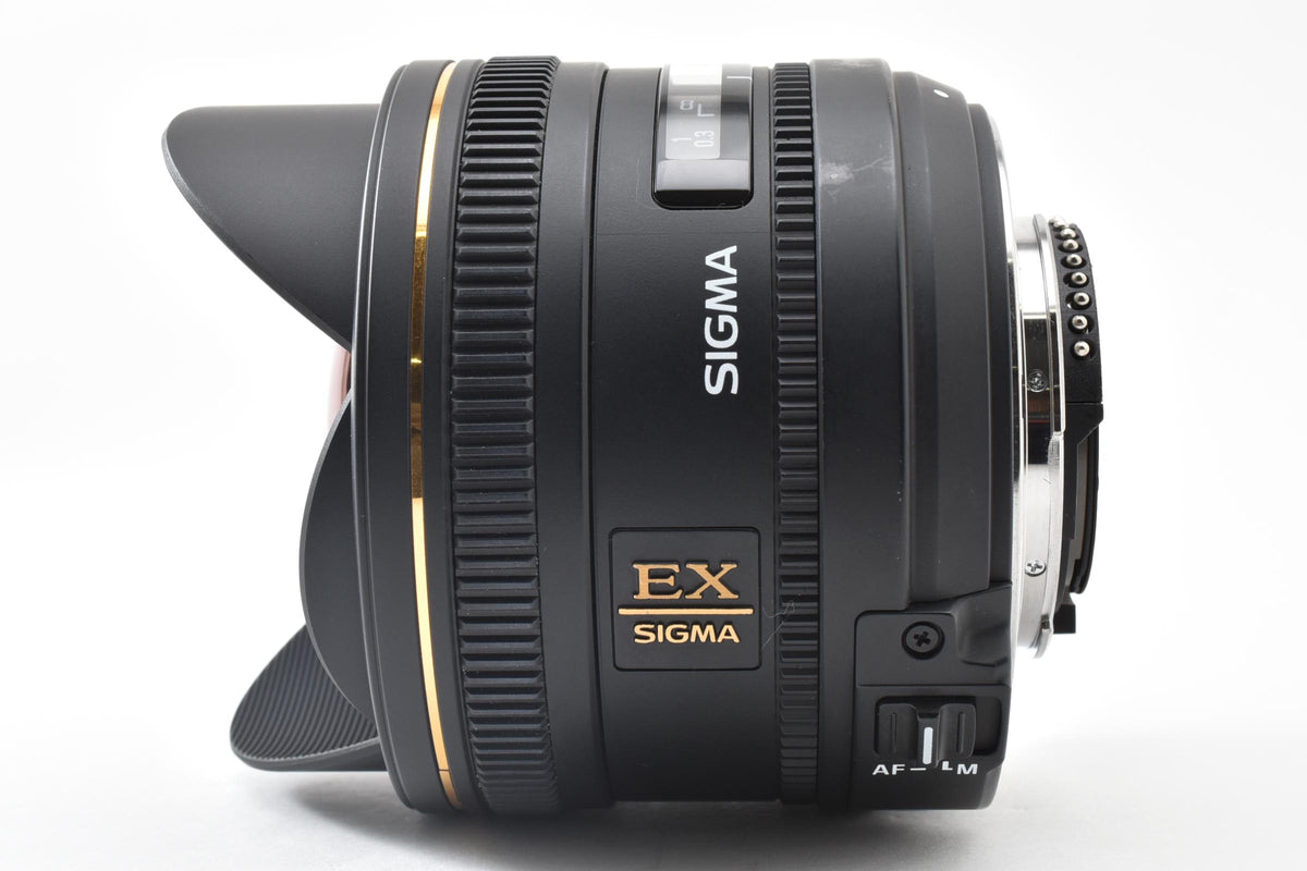 良品 SIGMA シグマ 10mm F2.8 EX DC FISHEYE HSM AFレンズ Nikon Fマウント APS-C ケース付 260921p