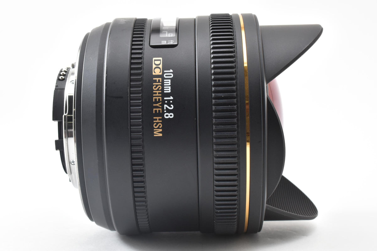 良品 SIGMA シグマ 10mm F2.8 EX DC FISHEYE HSM AFレンズ Nikon Fマウント APS-C ケース付 260921p