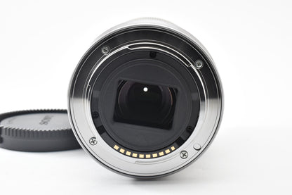 美品 SONY ソニー E 55-210mm F4.5-6.3 OSS SEL55210 シルバー Eマウント APS-C ズームレンズ フード付 260921s