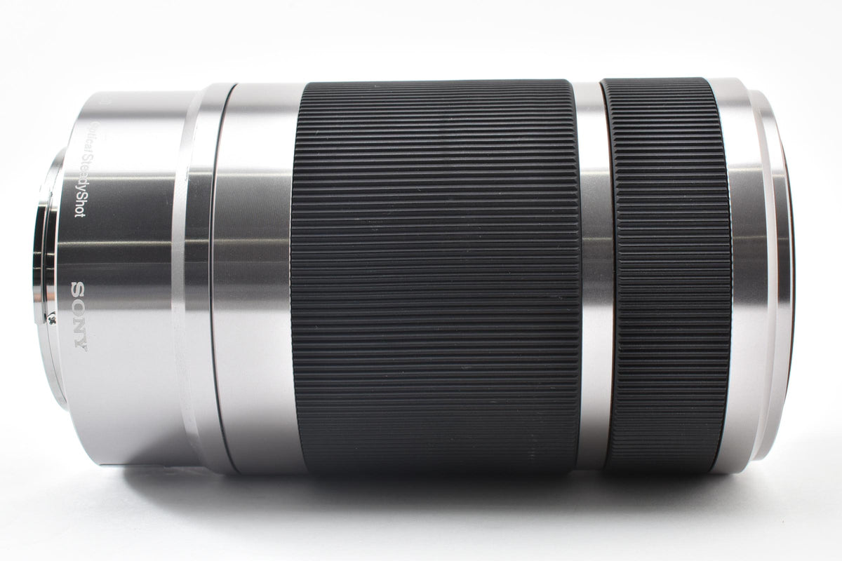 美品 SONY ソニー E 55-210mm F4.5-6.3 OSS SEL55210 シルバー Eマウント APS-C ズームレンズ フード付 260921s