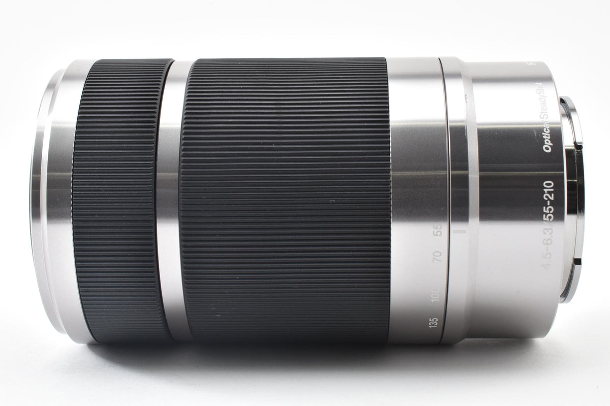 美品 SONY ソニー E 55-210mm F4.5-6.3 OSS SEL55210 シルバー Eマウント APS-C ズームレンズ フード付 260921s