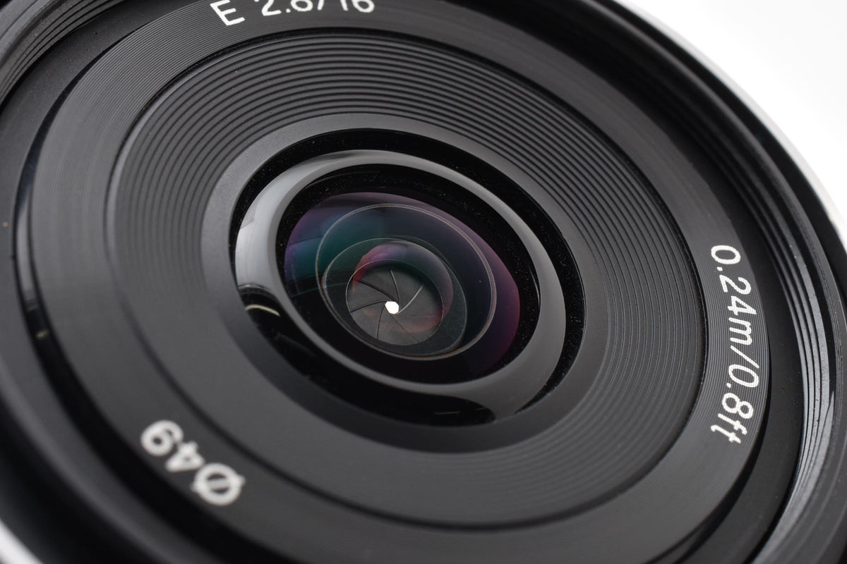美品 SONY ソニー E 16mm F2.8 SEL16F28 Eマウント APS-C  単焦点レンズ 260918y