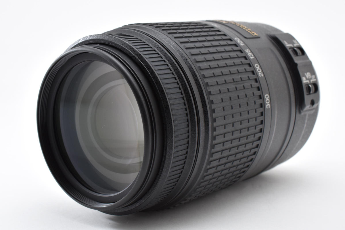 美品 Nikon ニコン AF-S DX NIKKOR 55-300mm F4.5-5.6G ED VR AFレンズ APS-C ポーチ フィルター付 260920b