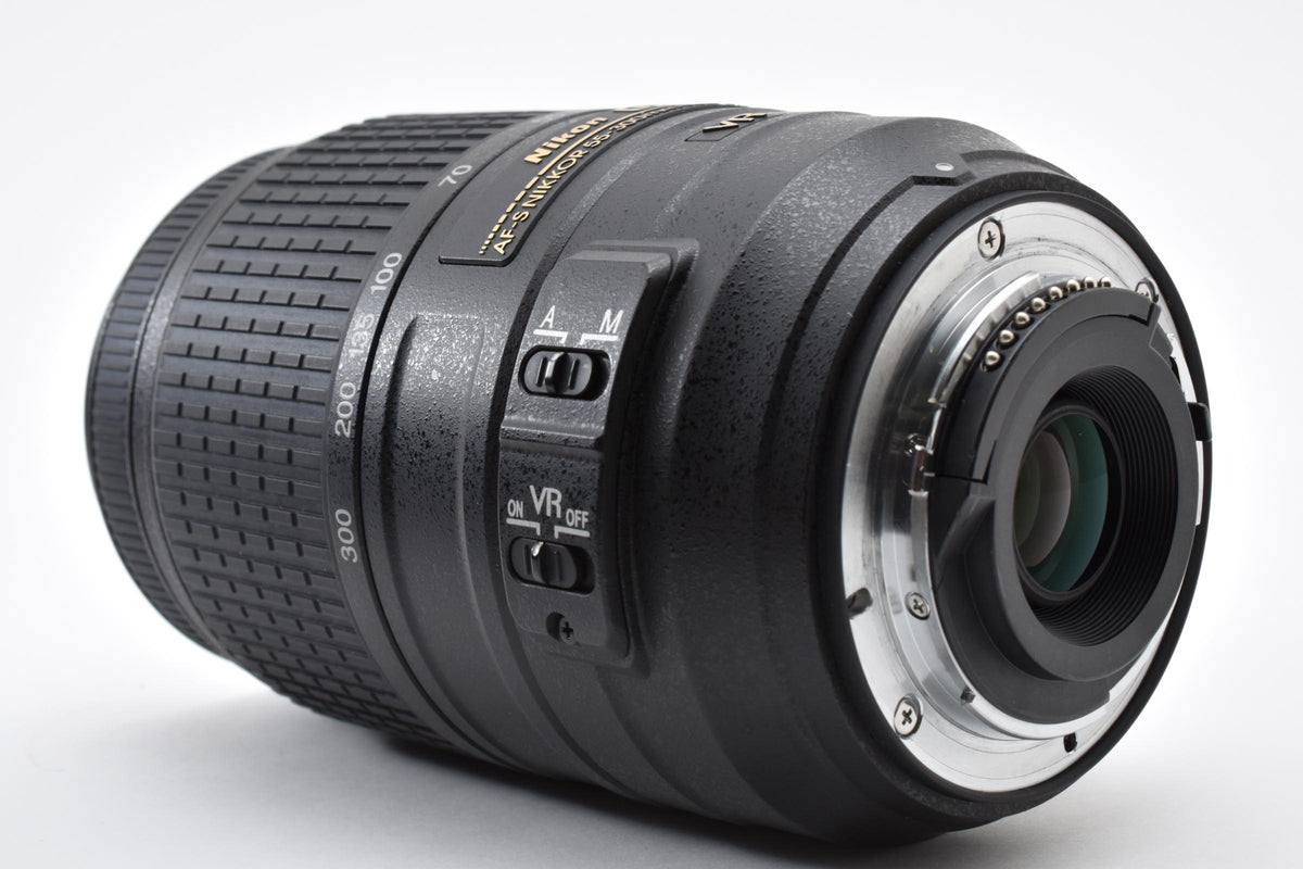 美品 Nikon ニコン AF-S DX NIKKOR 55-300mm F4.5-5.6G ED VR AFレンズ APS-C ポーチ フィルター付 260920b