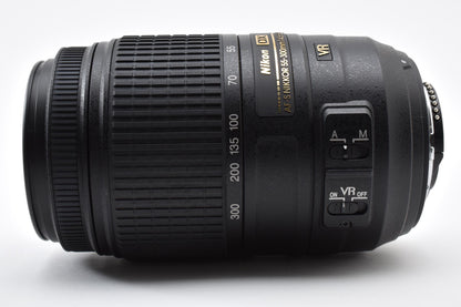 美品 Nikon ニコン AF-S DX NIKKOR 55-300mm F4.5-5.6G ED VR AFレンズ APS-C ポーチ フィルター付 260920b