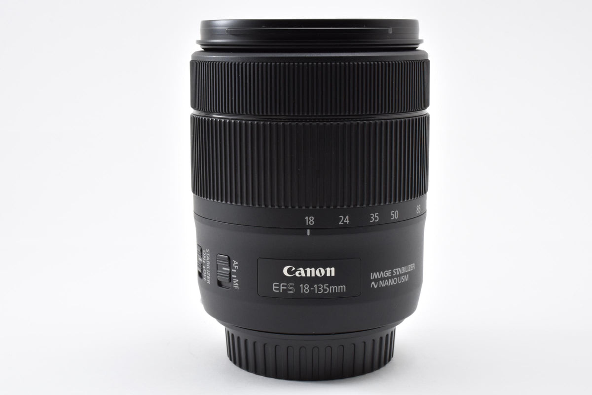美品 Canon キヤノン EF-S 18-135mm F3.5-5.6 IS USM AFレンズ APS-C 260918q
