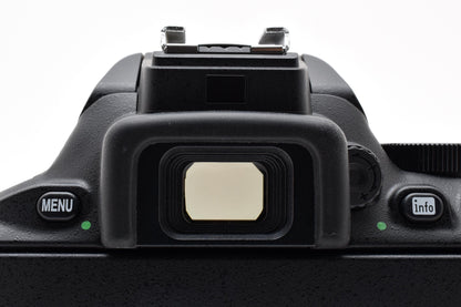 美品 Nikon ニコン D5600 ボディ デジタル一眼レフカメラ 260924n