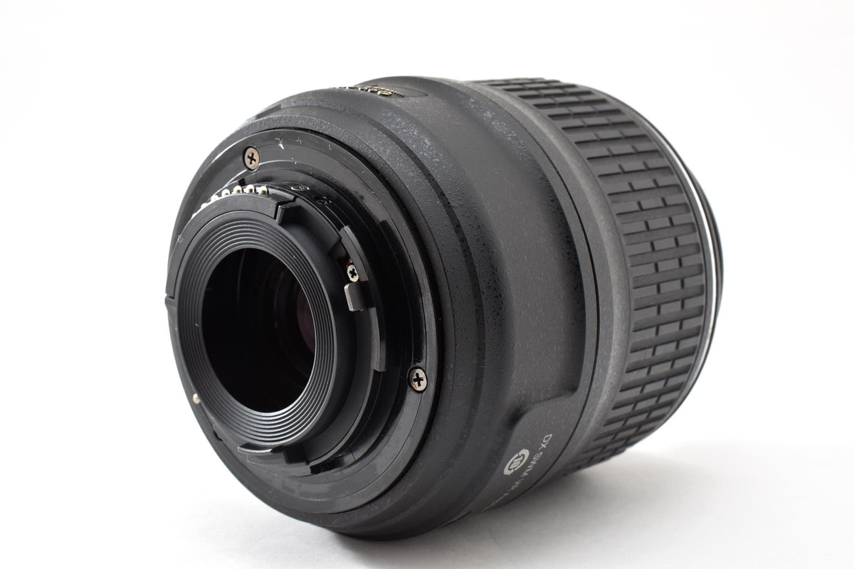 美品 Nikon ニコン AF-S DX NIKKOR 18-55mm F3.5-5.6G VR AFレンズ APS-C 260918x