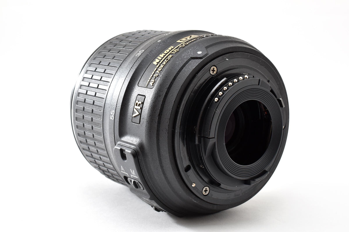 美品 Nikon ニコン AF-S DX NIKKOR 18-55mm F3.5-5.6G VR AFレンズ APS-C 260918x