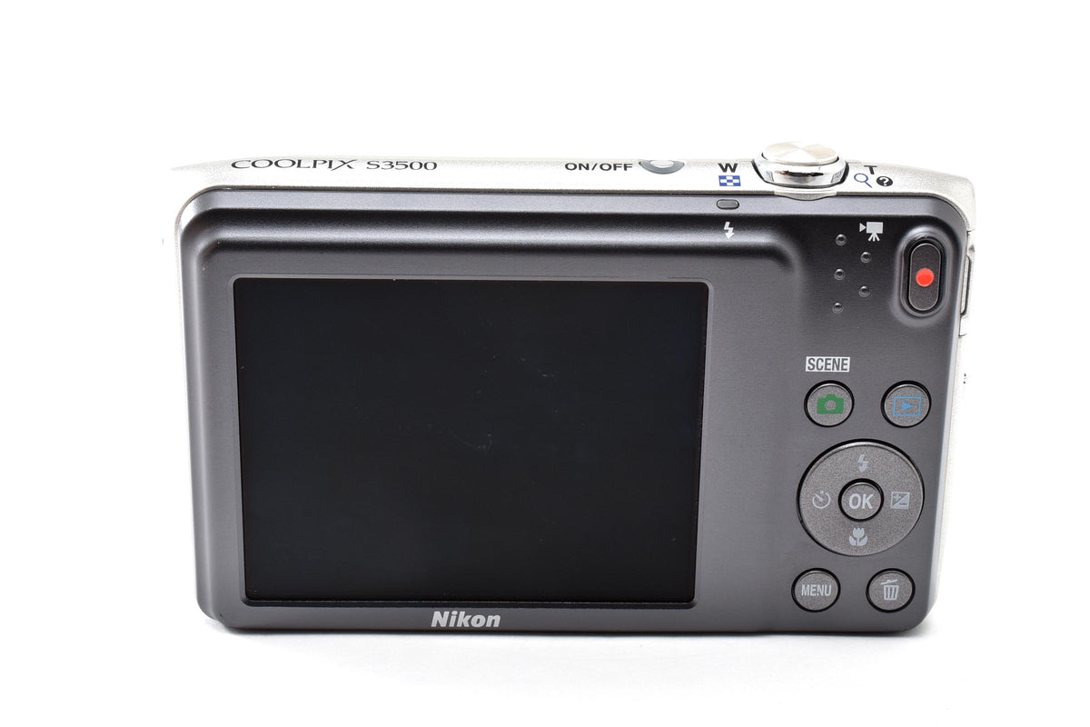 美品 Nikon ニコン COOLPIX S3500 コンパクトデジタルカメラ クリスタルシルバー 260928e
