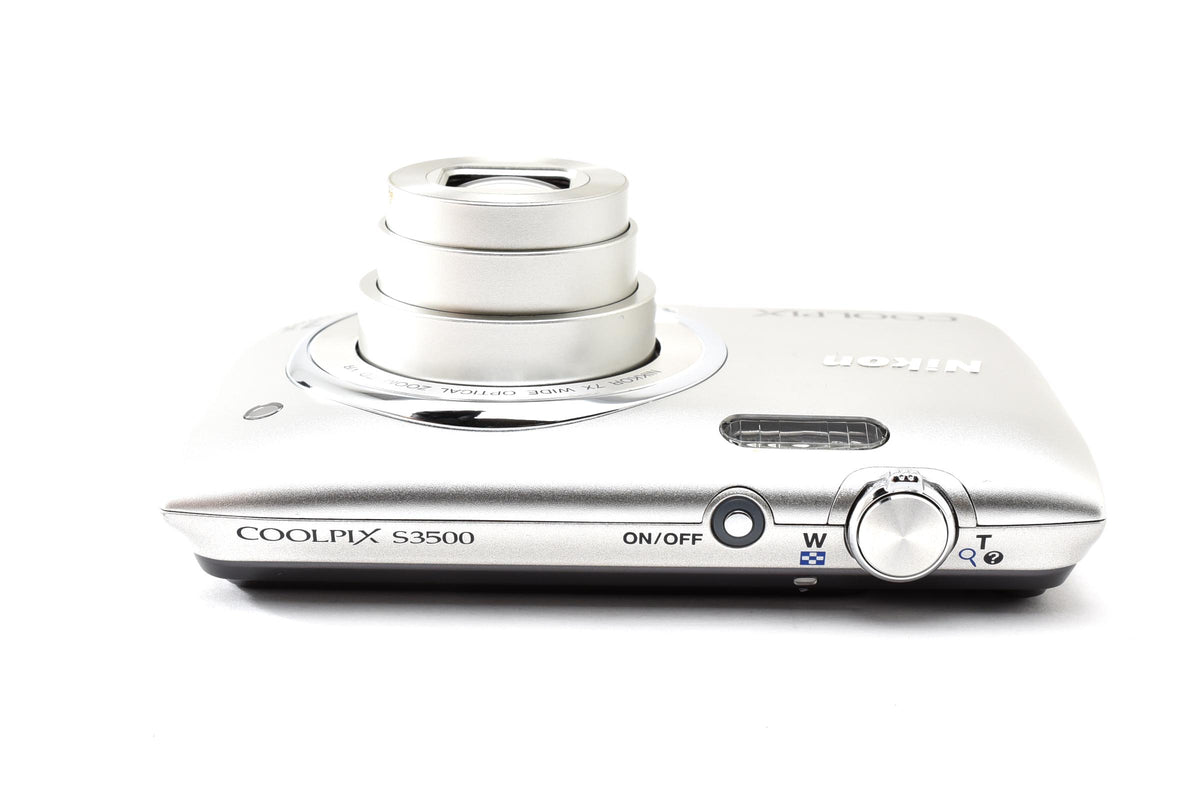 美品 Nikon ニコン COOLPIX S3500 コンパクトデジタルカメラ クリスタルシルバー 260928e
