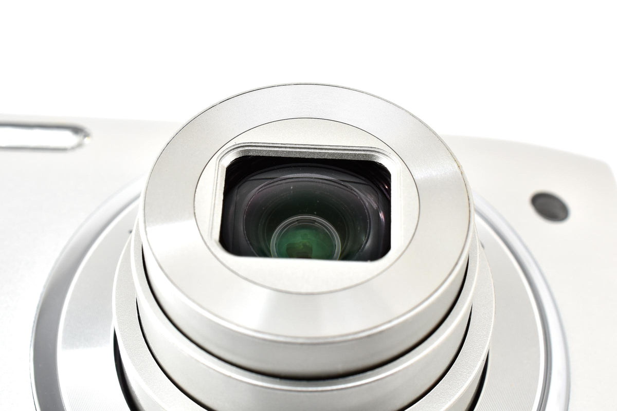 美品 Nikon ニコン COOLPIX S3500 コンパクトデジタルカメラ クリスタルシルバー 260928e