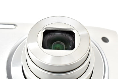 美品 Nikon ニコン COOLPIX S3500 コンパクトデジタルカメラ クリスタルシルバー 260928e