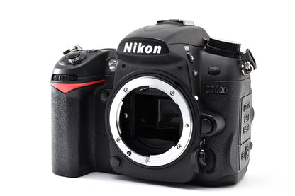 良品 Nikon ニコン D7000 ボディ デジタル一眼レフカメラ 260928t