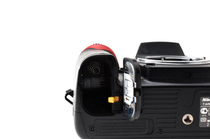 良品 Nikon ニコン D7000 ボディ デジタル一眼レフカメラ 260928t