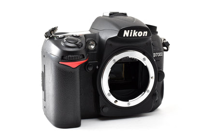 良品 Nikon ニコン D7000 ボディ デジタル一眼レフカメラ 260925o