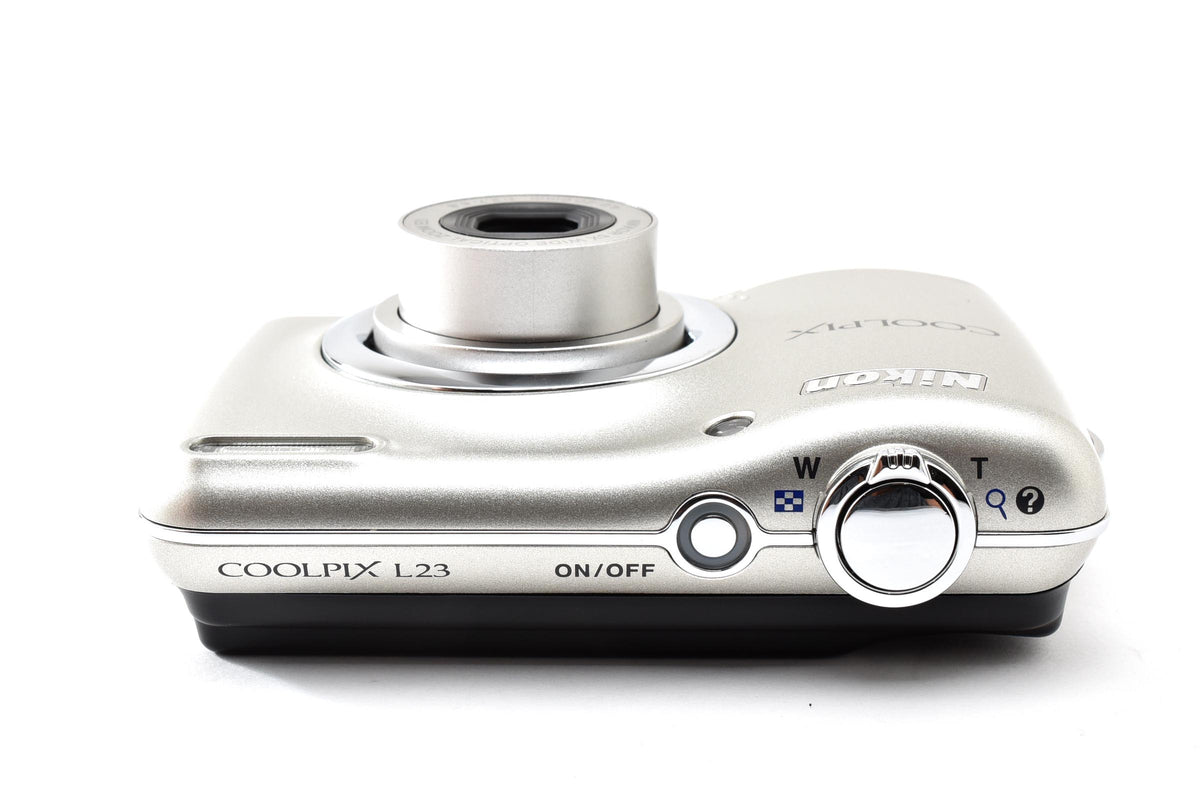 美品 Nikon ニコン COOLPIX L23 コンパクトデジタルカメラ シルバー 260928n