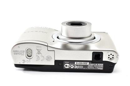 美品 Nikon ニコン COOLPIX L23 コンパクトデジタルカメラ シルバー 260928n