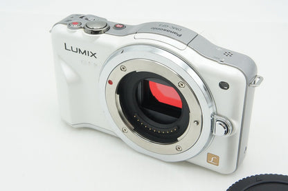 良品 Panasonic パナソニック LUMIX DMC-GF3 ボディ ミラーレス一眼カメラ シェルホワイト 260205af