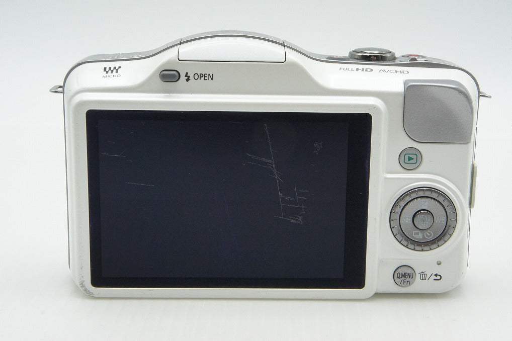 良品 Panasonic パナソニック LUMIX DMC-GF3 ボディ ミラーレス一眼カメラ シェルホワイト 260205af