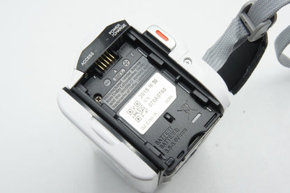 美品 JVC ケンウッド Everio GZ-E765 デジタルビデオカメラ ホワイト 元箱付 260317x