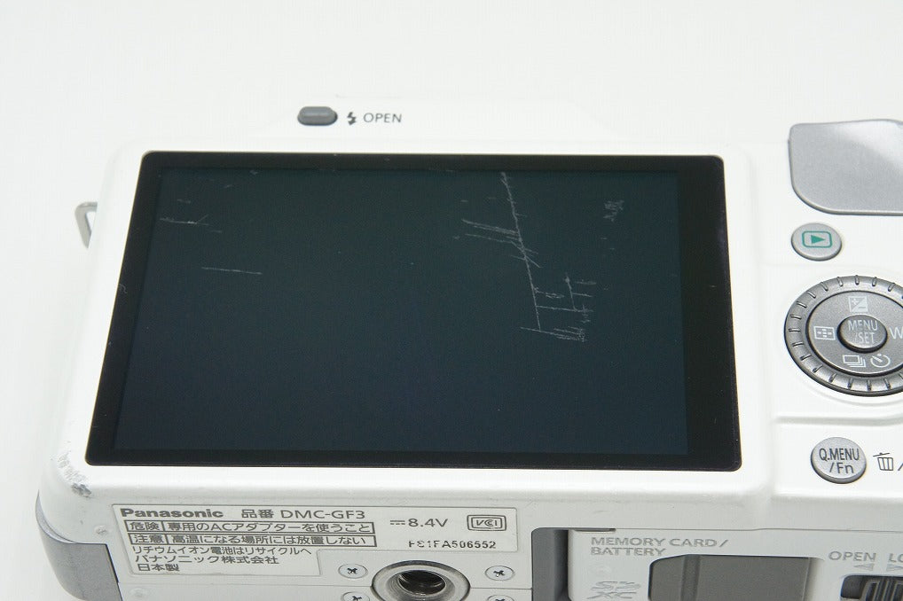良品 Panasonic パナソニック LUMIX DMC-GF3 ボディ ミラーレス一眼カメラ シェルホワイト 260205af