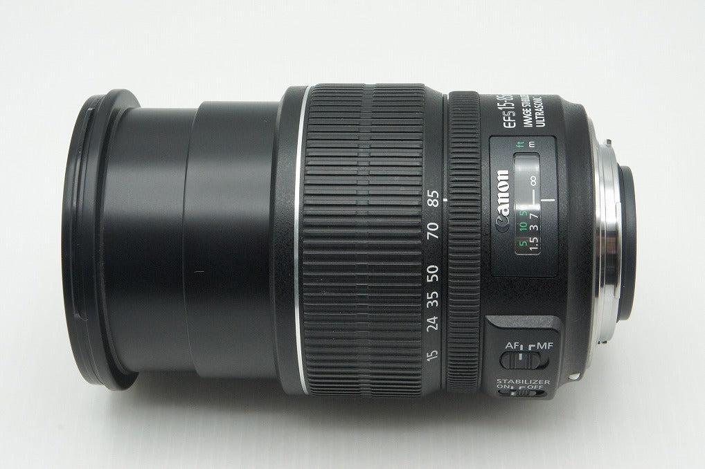 良品 Canon キヤノン EF-S 15-85mm F3.5-5.6 IS USM APS-C ズームレンズ フード付 260205x