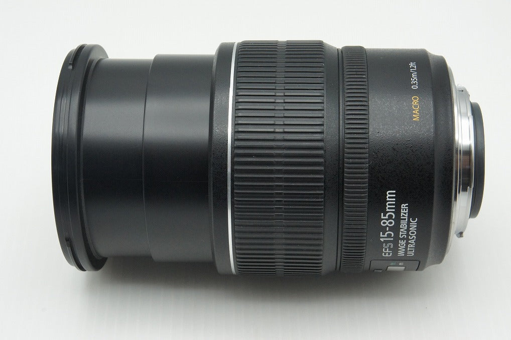 良品 Canon キヤノン EF-S 15-85mm F3.5-5.6 IS USM APS-C ズームレンズ フード付 260205x