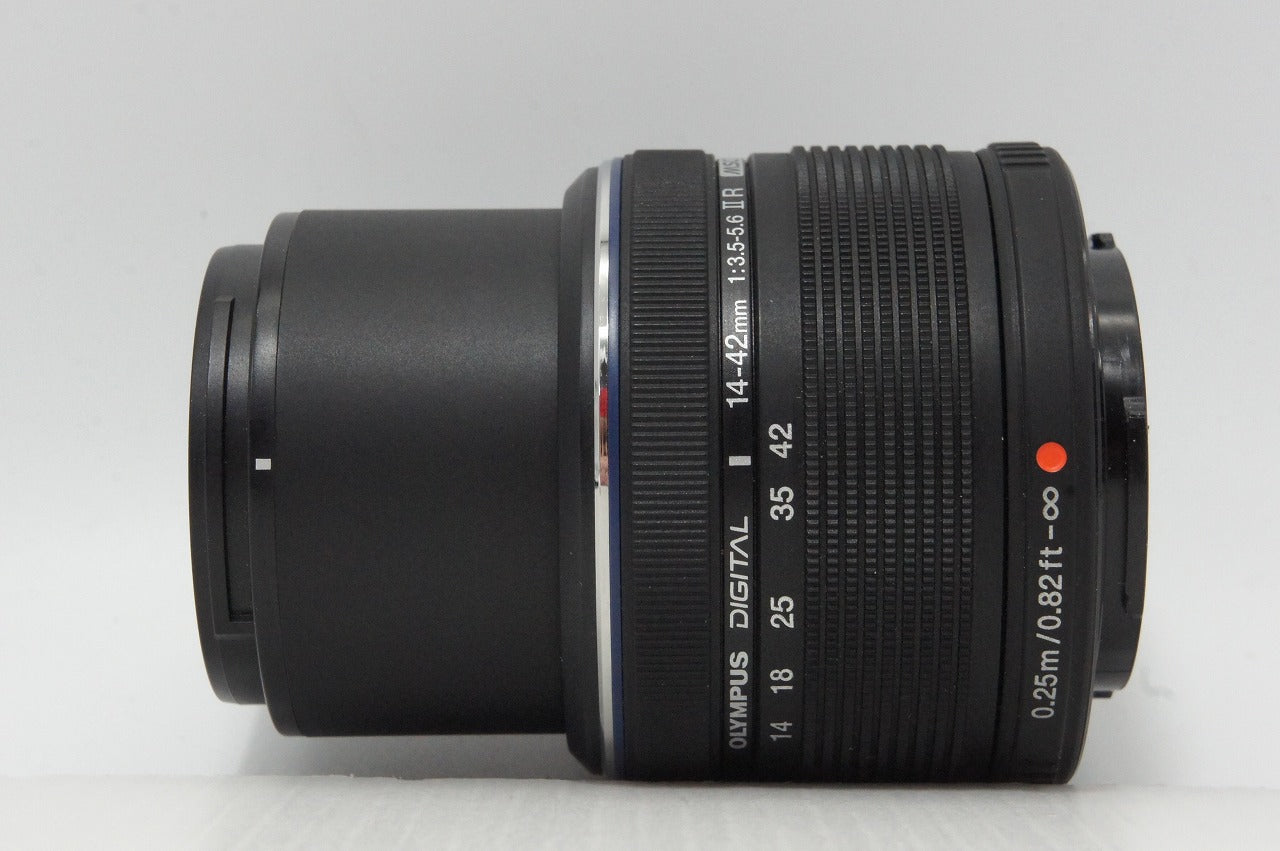 美品 OLYMPUS オリンパス M.ZUIKO DIGITAL 14-42mm F3.5-5.6 II R マイクロフォーサーズ ズームレンズ 260513ax