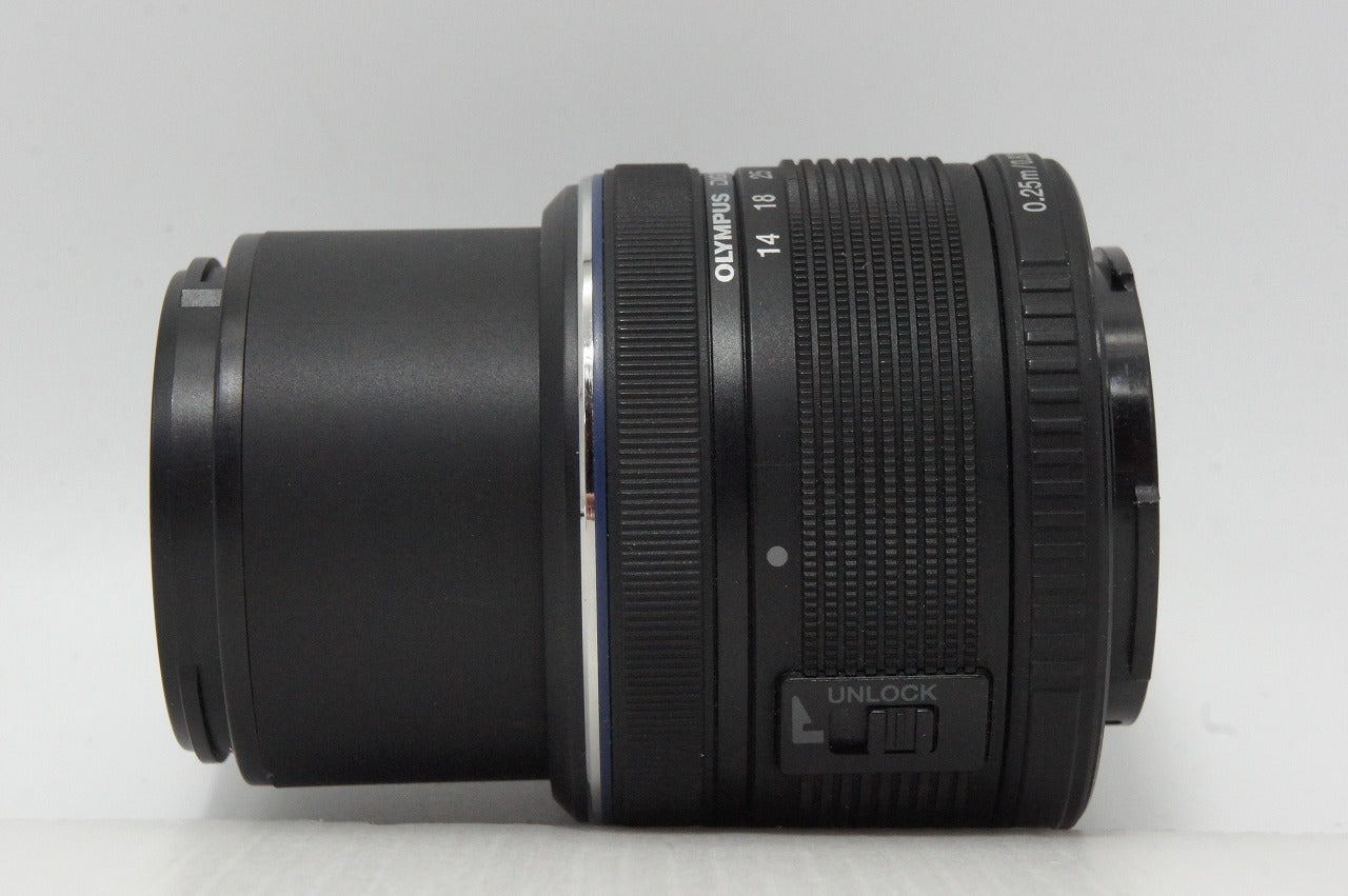 美品 OLYMPUS オリンパス M.ZUIKO DIGITAL 14-42mm F3.5-5.6 II R マイクロフォーサーズ ズームレンズ 260513ax