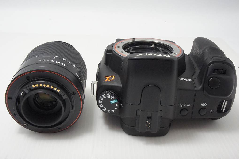 良品 SONY ソニー α200 レンズキット DSLR-A200K (DT 18-70mm F3.5-5.6 SAL1870) デジタル一眼レフカメラ 260818al