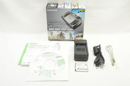 訳あり品 FUJIFILM フジフィルム FinePix XP50 コンパクトデジタルカメラ シルバー 元箱付 250804ac