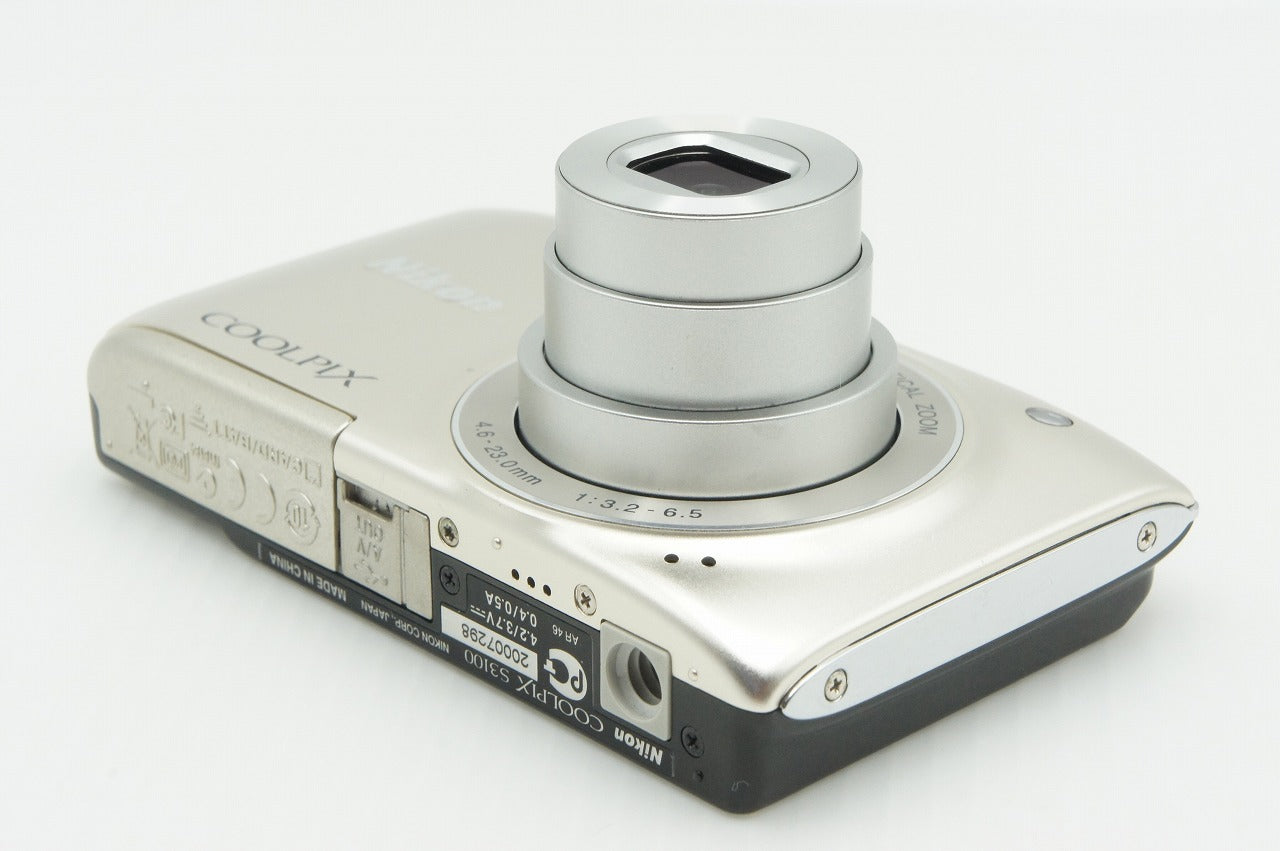 美品 Nikon ニコン COOLPIX S3100 コンパクトデジタルカメラ シルバー 260205f