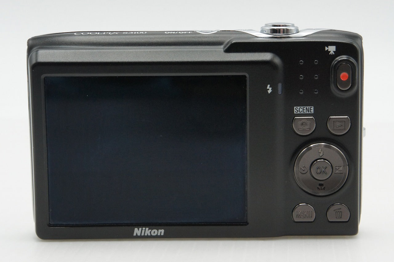 美品 Nikon ニコン COOLPIX S3100 コンパクトデジタルカメラ シルバー 260205f