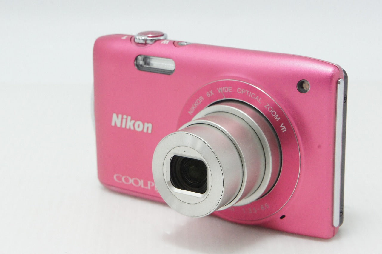 【美品】 Nikon ニコン COOLPIX S3300 ピンク Nikon COOLPIX S3300 Pink Digital Camera 16MP Compact 6x Zoom 720p