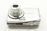 美品 FUJIFILM フジフィルム FinePix F50fd コンパクトデジタルカメラ シルバー 241106z