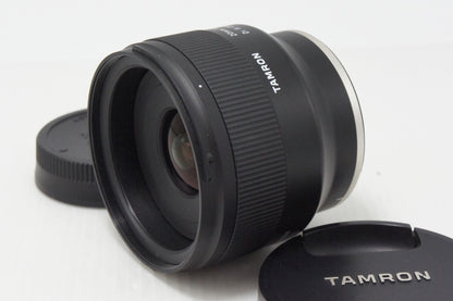 美品 TAMRON タムロン 20mm F2.8 Di III OSD M1：2 F050 SONY ソニー Eマウント フルサイズ 単焦点レンズ フード付 260516h