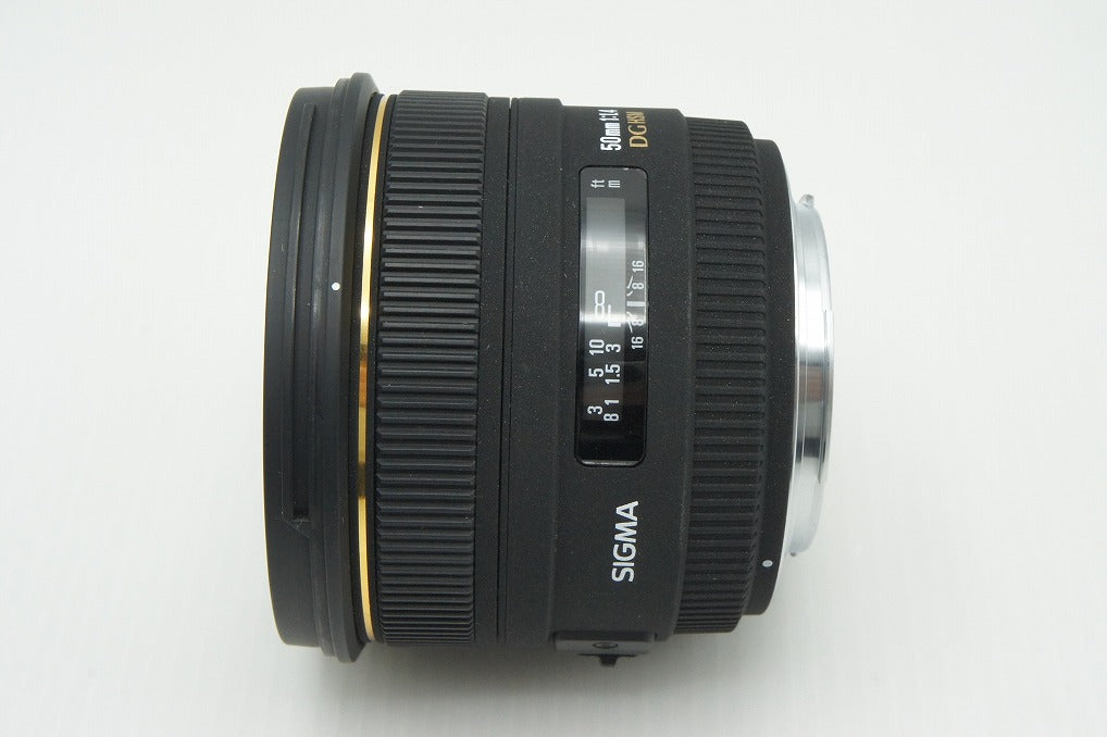 美品 SIGMA シグマ 50mm F1.4 EX DG HSM Canon キヤノン EFマウント 単焦点レンズ フルサイズ フード付 260205s