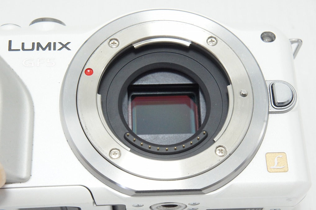Good condition Panasonic LUMIX DMC-GF5 Body Mirrorless Camera White 260508ae