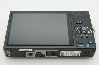美品 PENTAX ペンタックス Optio V10 コンパクトデジタルカメラ ブラック 元箱付 260206i