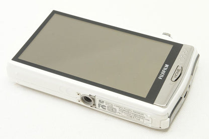 美品 FUJIFILM フジフィルム FinePix Z900EXR コンパクトデジタルカメラ ホワイト 250804w
