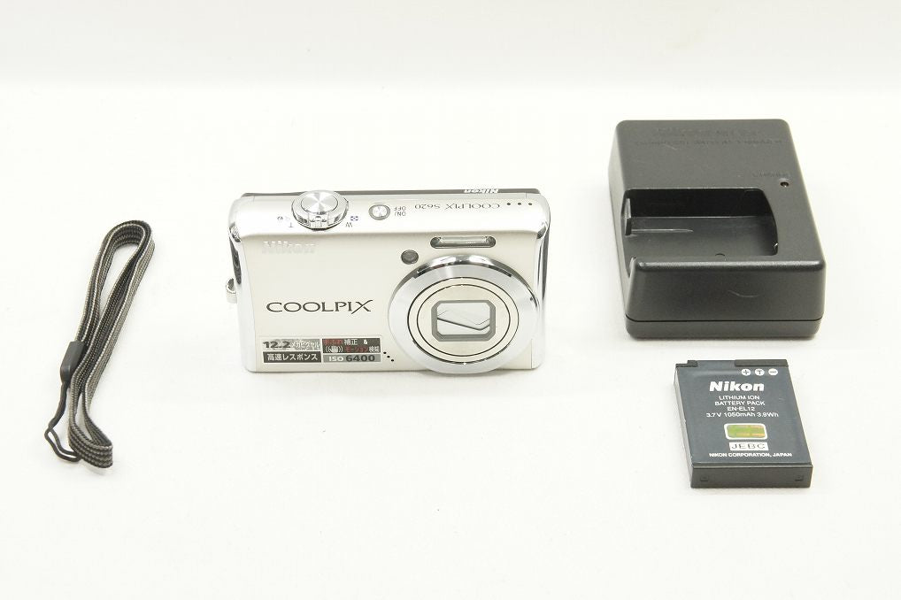 ☆訳あり大特価☆ ニコン NIKON COOLPIX S620 愛らしい コンパクトデジタルカメラ