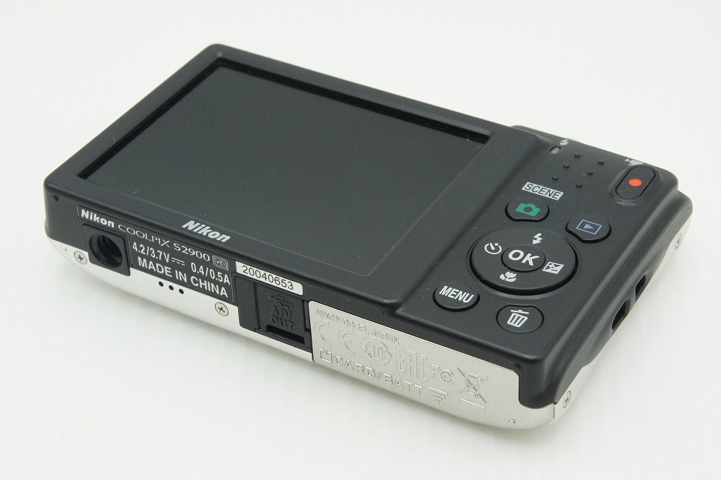 美品 Nikon ニコン COOLPIX S2900 コンパクトデジタルカメラ シルバー 260206e