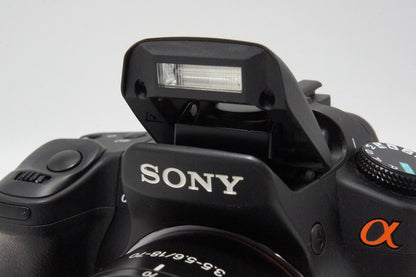 美品 SONY ソニー α200 レンズキット DSLR-A200K (DT 18-70mm F3.5-5.6 SAL1870) デジタル一眼レフカメラ 260514p
