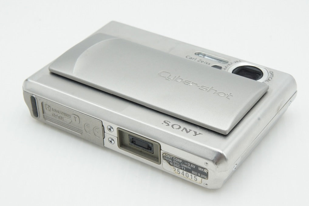 SONY Sony Cyber-shot DSC-T1 Compact Digital Camera Silver 260304s