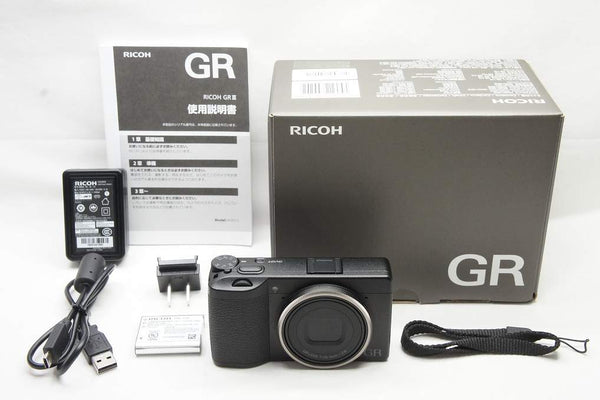 新品級 RICOH リコー GR III 24.2MP APS-C コンパクトデジタルカメラ 元箱付 241220c