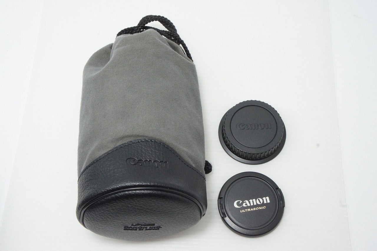 良品 Canon キヤノン EF 75-300mm F4-5.6 IS USM フルサイズ ズームレンズ ポーチ付 260514h