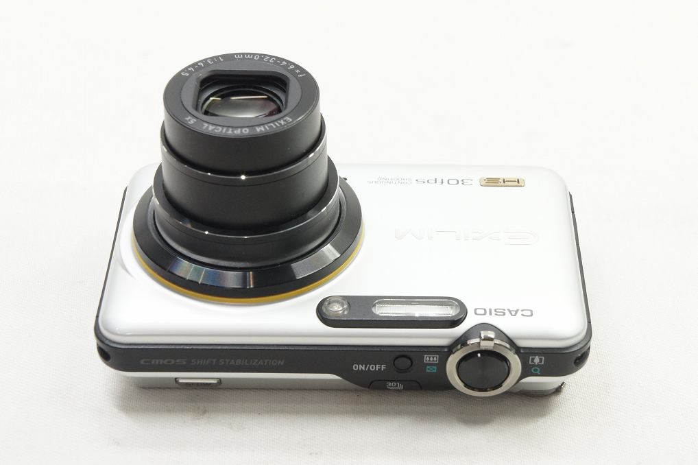 CASIO カシオ EXILIM EX-FC100 コンパクトデジタルカメラ ホワイト 元箱付 250530i