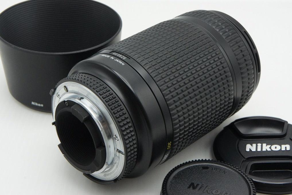 Nikon ニコン AF NIKKOR ED 70-300mm F4-5.6D ズームレンズ フード付 260211e
